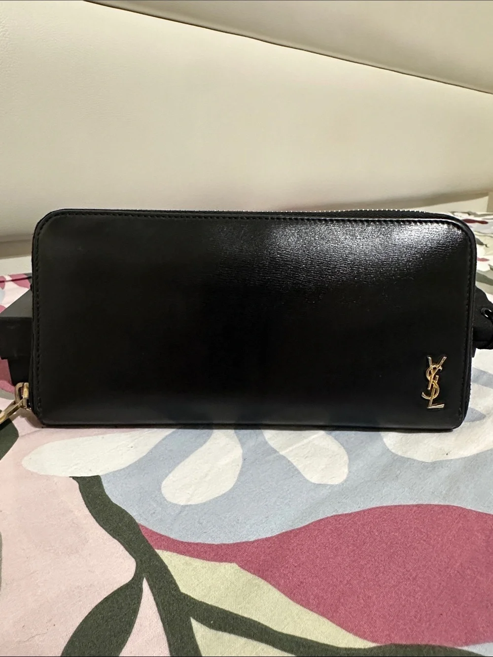 Yves Saint Laurent classic saint